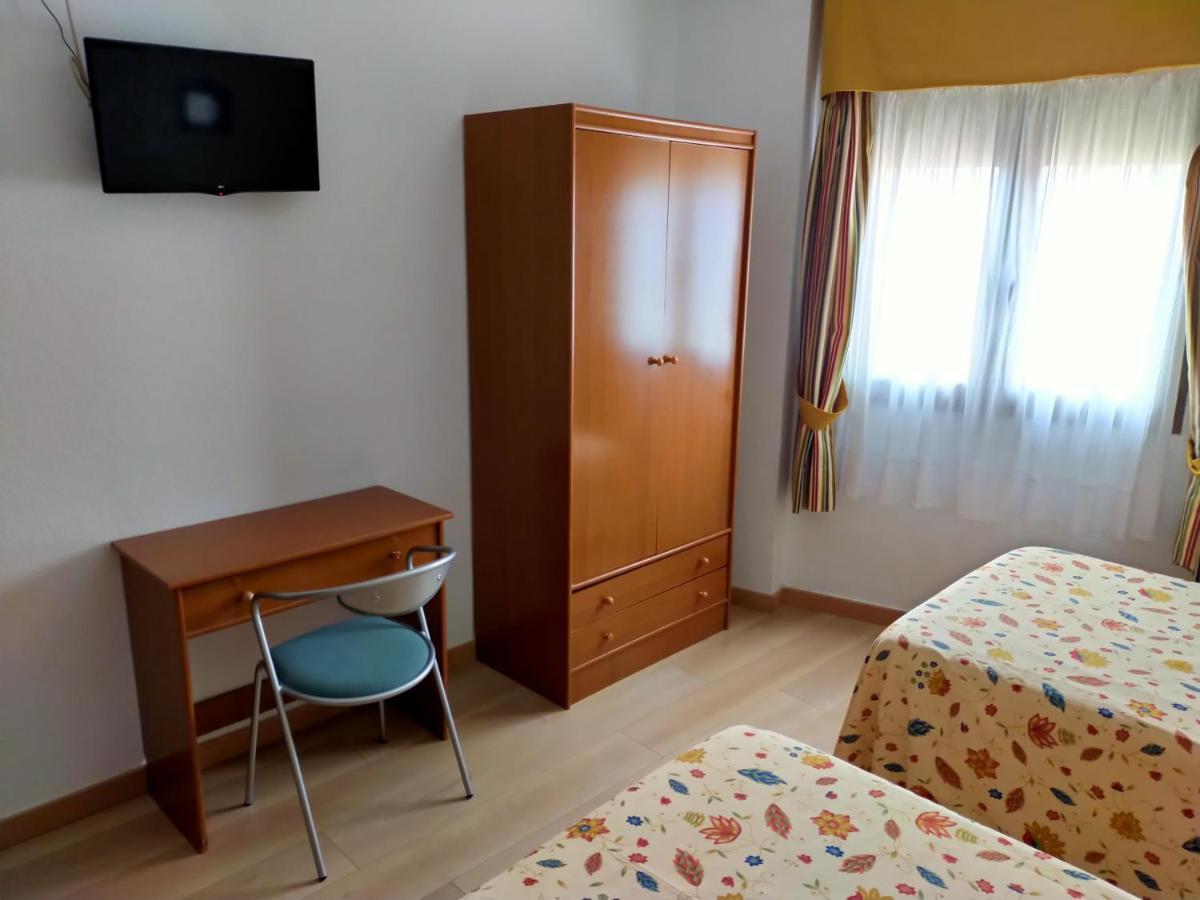 Hostal Casa Pepe Tauste Buitenkant foto